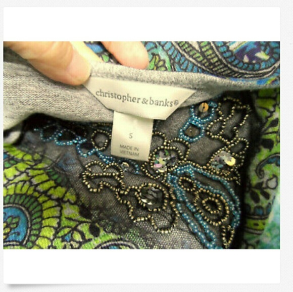 CHRISTOPHER & BANKS Beaded Top S Blue Green V-neck beautiful medallion Boho prin - Picture 7 of 7